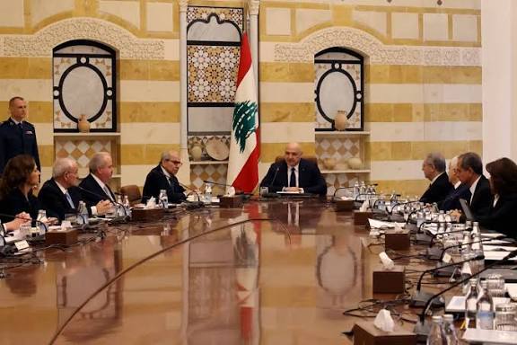 جلسة حكومية مفصلية… لا تأجيل للانتخابات؟