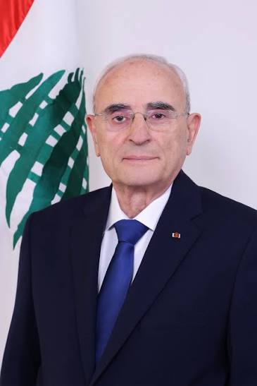 قرار مهمّ لوزير الدفاع. . .”لا تسريح للعسكريين”!